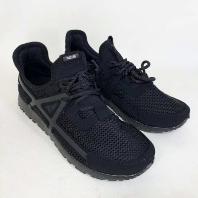 Кросівки літні сітка чорні 40р 26см 