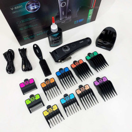 Акумуляторна машинка для стрижки VGR V-880C. Колір: чорний