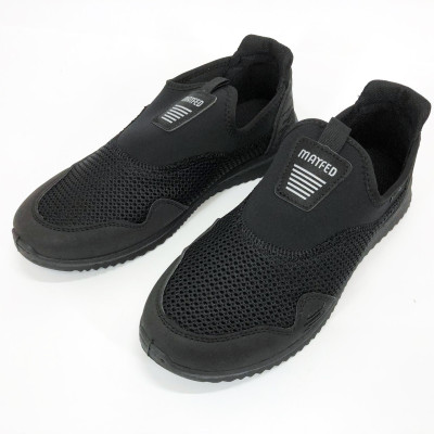 Літні кросівки з пінкою чорного кольору 44р 28см українського виробництва 